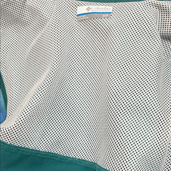 Columbia Women's PFG Tamiami Sleeveless Shirt - Picture 7 of 10